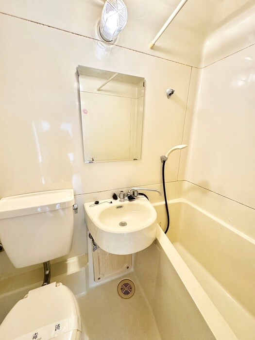 物件内観写真8　(洗面)