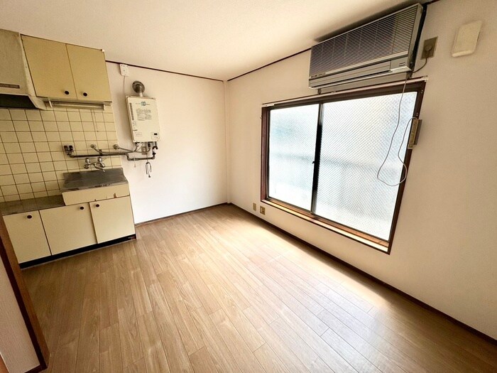 物件内観写真14　(居室)