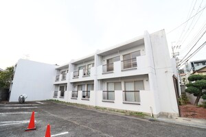 箕面ロイヤルハイツ外観写真