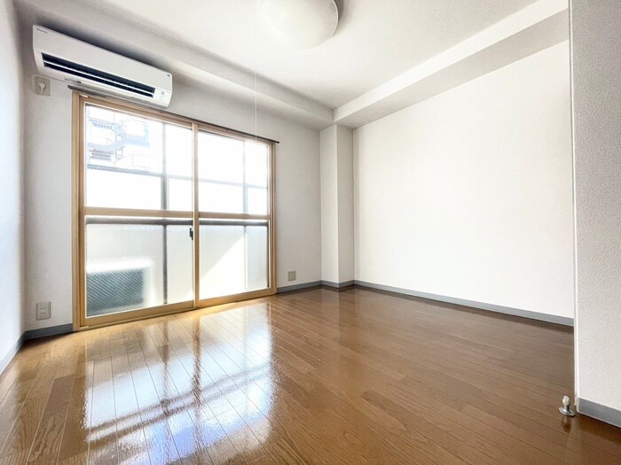 物件内観写真9　(居室)