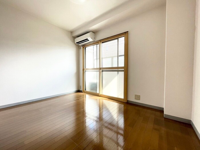 物件内観写真10　(居室)