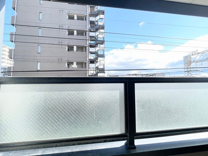 物件内観写真21　(室内からの展望)