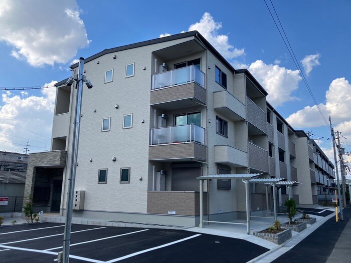 物件外観写真1　(外観写真)