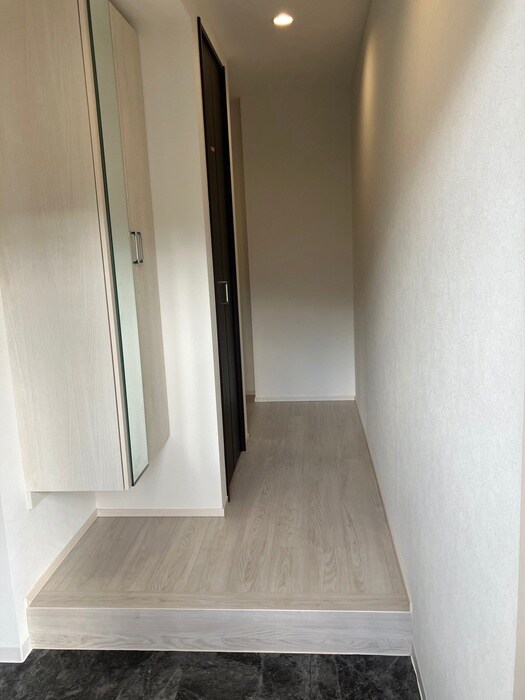 物件内観写真16　(廊下)