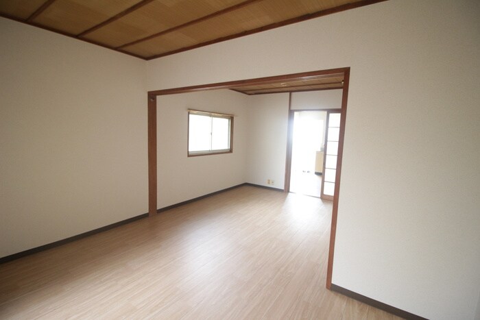 物件内観写真7　(居室)