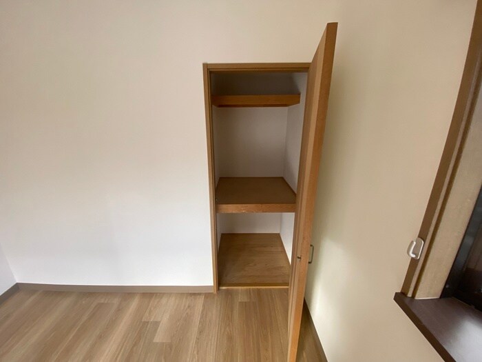 物件内観写真15　(収納)