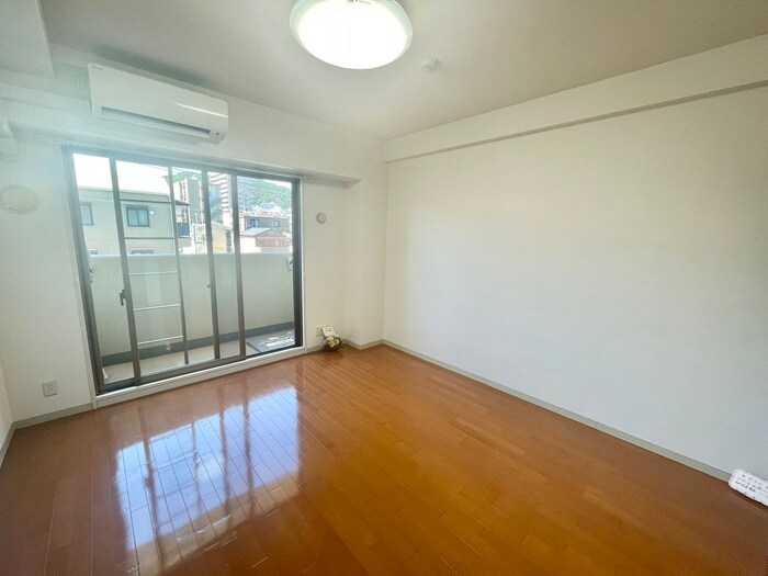 物件内観写真18　(居室)