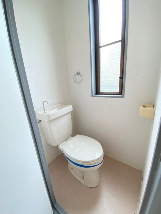 物件内観写真14　(トイレ)