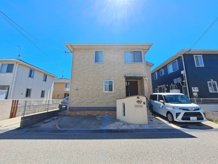 物件外観写真2　(その他)