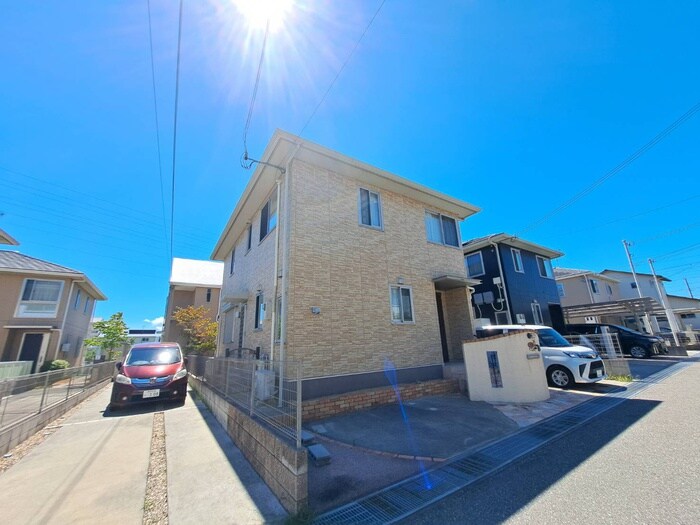 物件外観写真5　(外観写真)