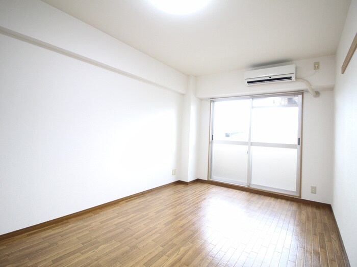 物件内観写真21　(居室)