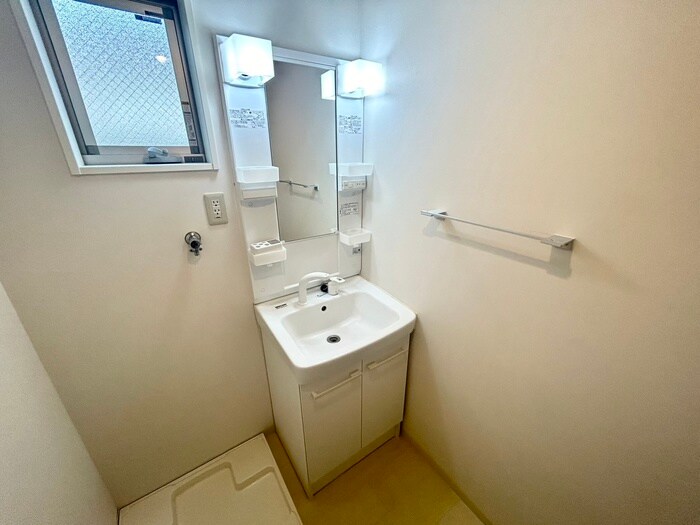 物件内観写真10　(洗面)