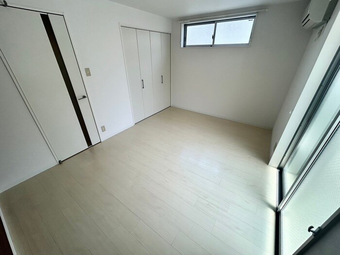 物件内観写真17　(居室)