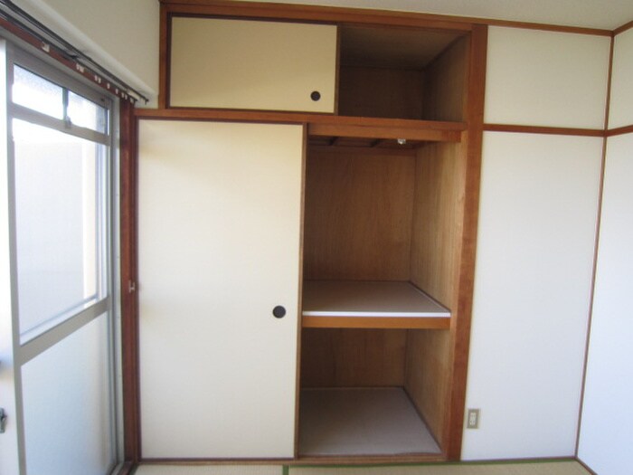 物件内観写真11　(収納)
