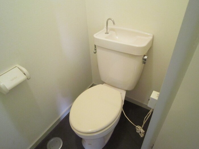 物件内観写真14　(トイレ)