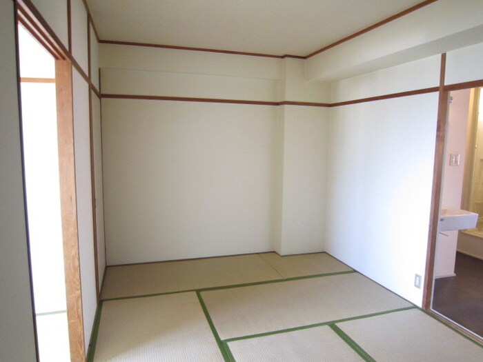 物件内観写真18　(居室)