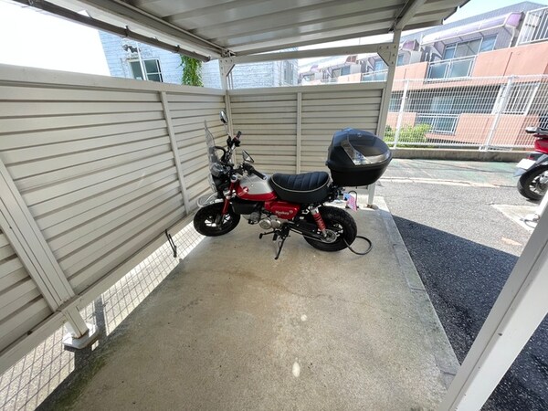 バイク置き場