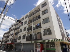 春風マンション外観写真