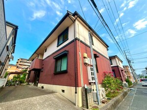 メゾンクレ－ル北棟外観写真