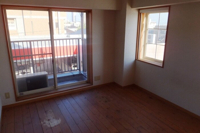 物件内観写真5　(居室)