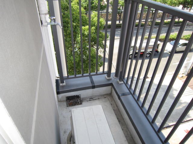 物件内観写真8　(洗濯機置場)