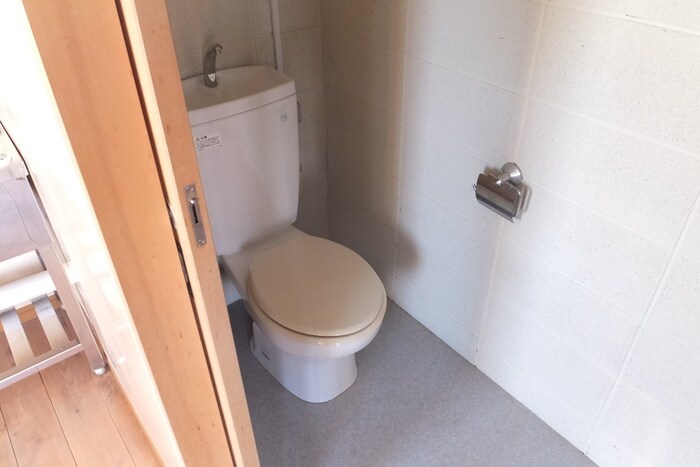 物件内観写真8　(トイレ)