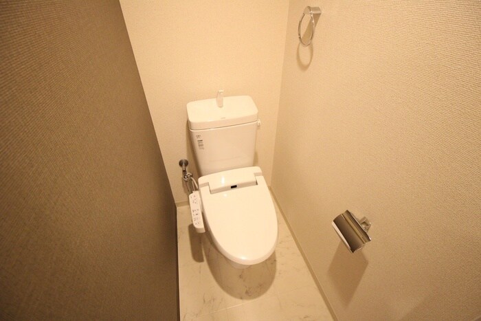 物件内観写真12　(トイレ)