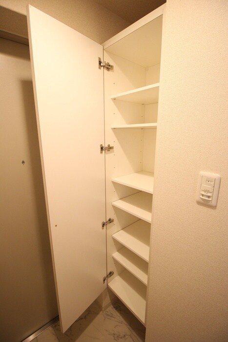 物件内観写真19　(靴箱)