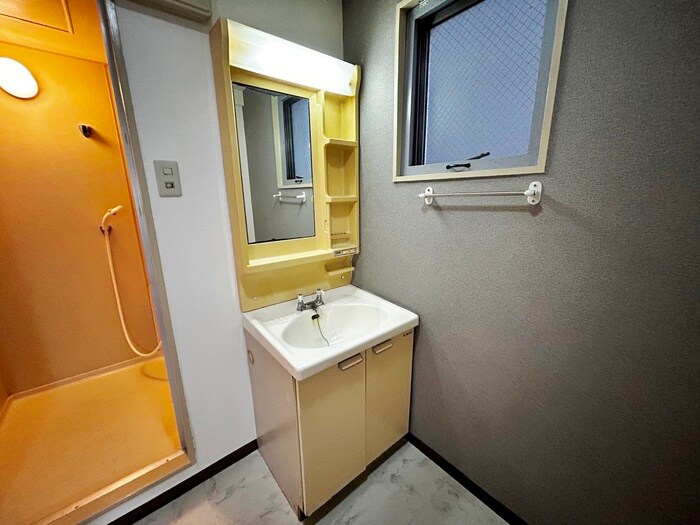 物件内観写真9　(洗面)