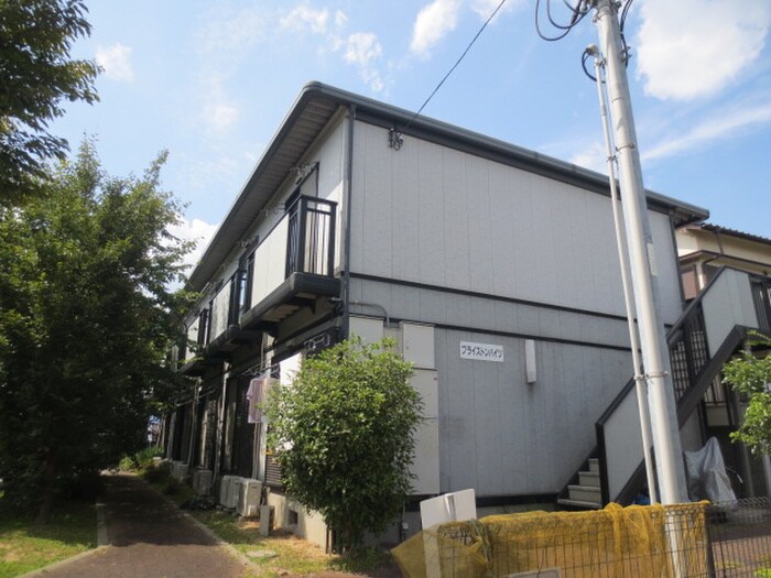 物件外観写真3　(駐車場)