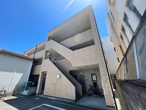 アンプル－ルフェ－ル寿外観写真