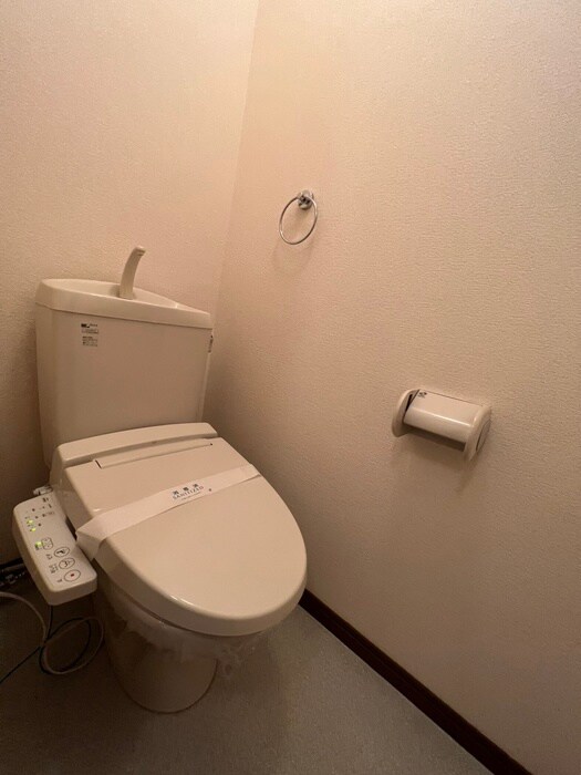 物件内観写真9　(トイレ)