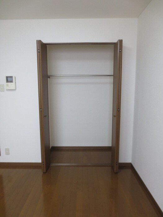 物件内観写真10　(収納)