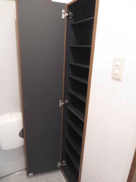 物件内観写真16　(収納)