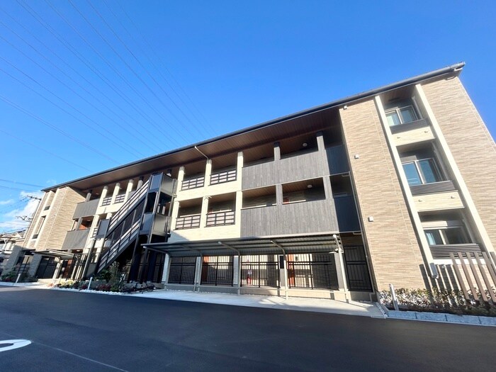 物件外観写真1　(外観写真)