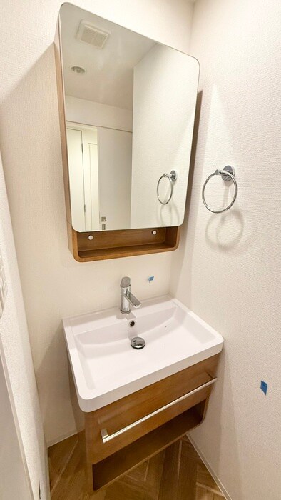 物件内観写真12　(洗面)