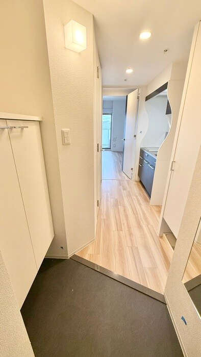 物件内観写真17　(玄関)