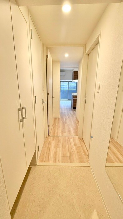 物件内観写真17　(玄関)