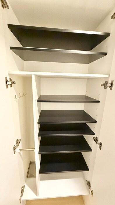 物件内観写真18　(靴箱)