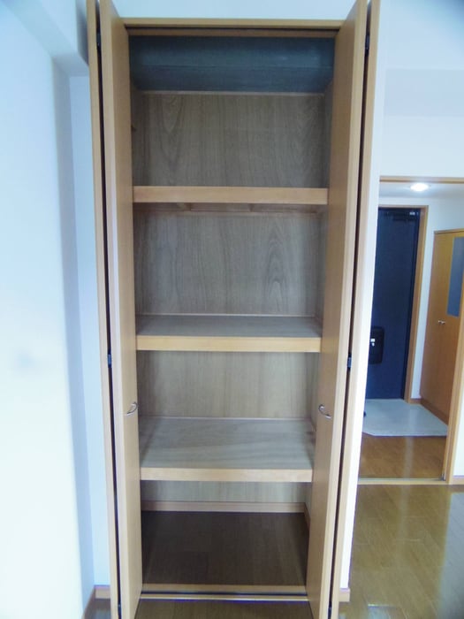 物件内観写真11　(収納)