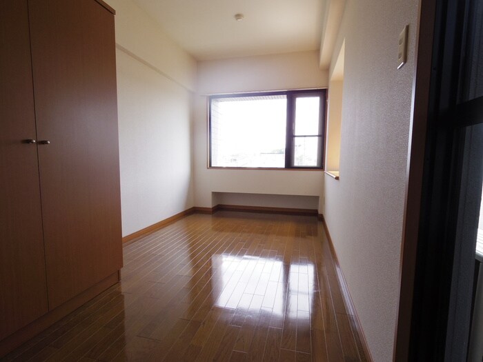 物件内観写真16　(居室)