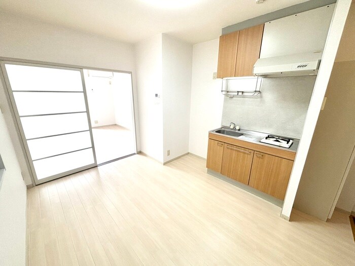 物件内観写真8　(居室)