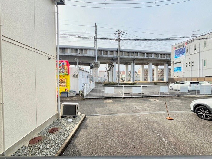 物件内観写真21　(室内からの展望)