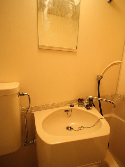 物件内観写真11　(洗面)