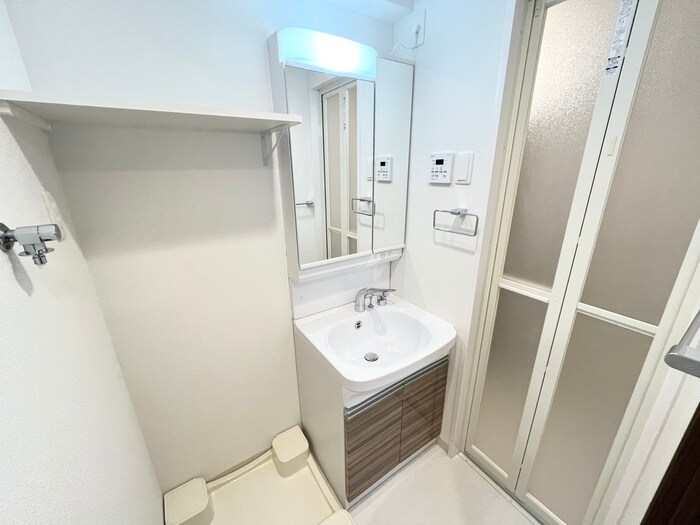 物件内観写真6　(洗面)