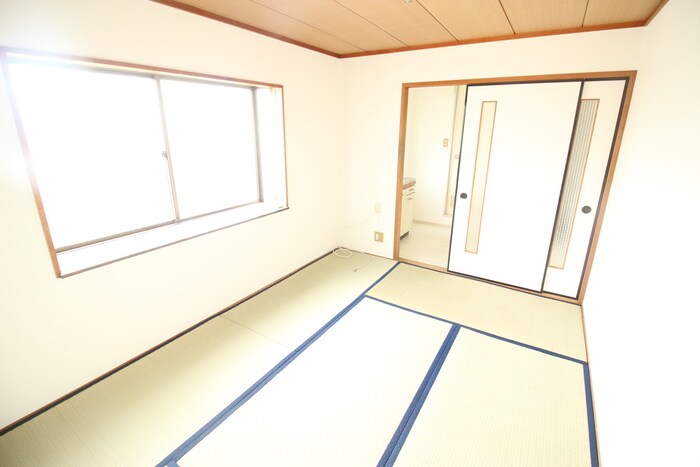 物件内観写真8　(居室)