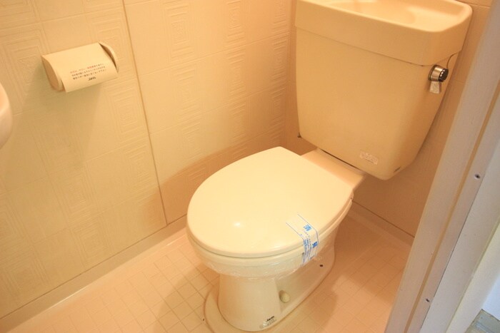 物件内観写真12　(トイレ)