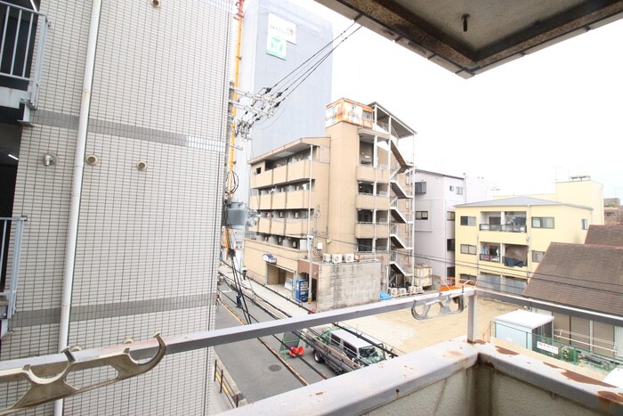 物件内観写真14　(室内からの展望)