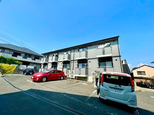ハイネス岡本外観写真