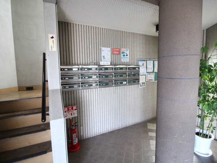 物件外観写真6　(建物設備)